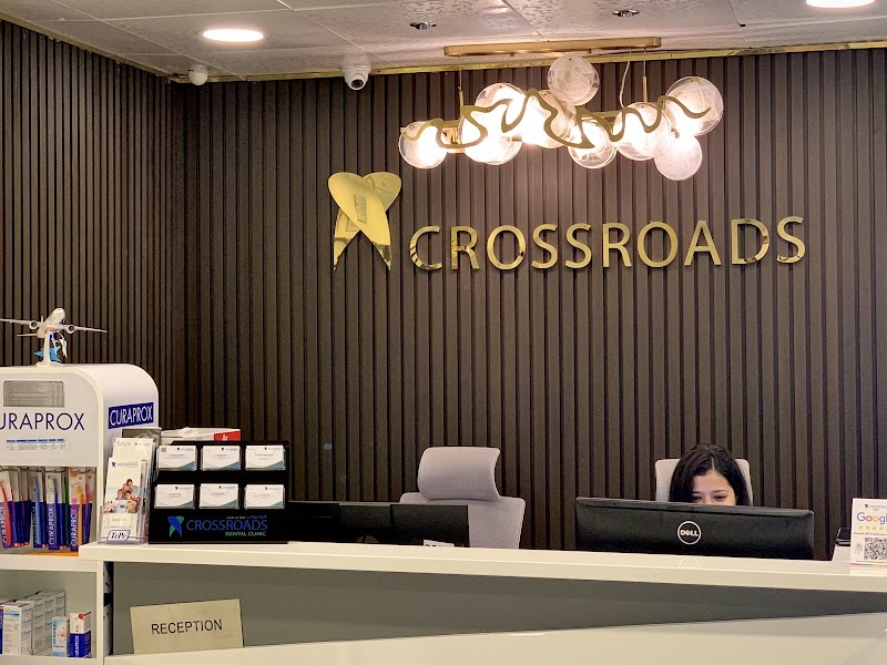 Crossroads Dental Clinic - Deira, Dubai - dental clinic in ديرة