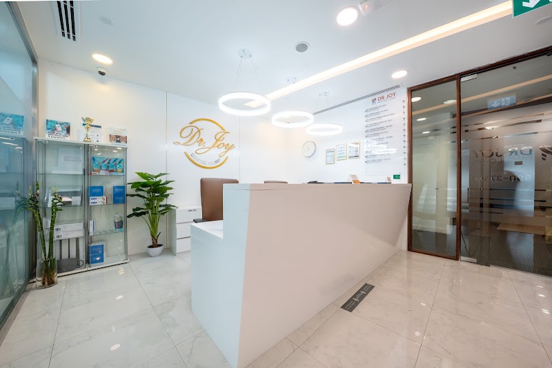 Dr. Joy Dental Clinic, BurJuman Mall - dental clinic in Al Mankhool