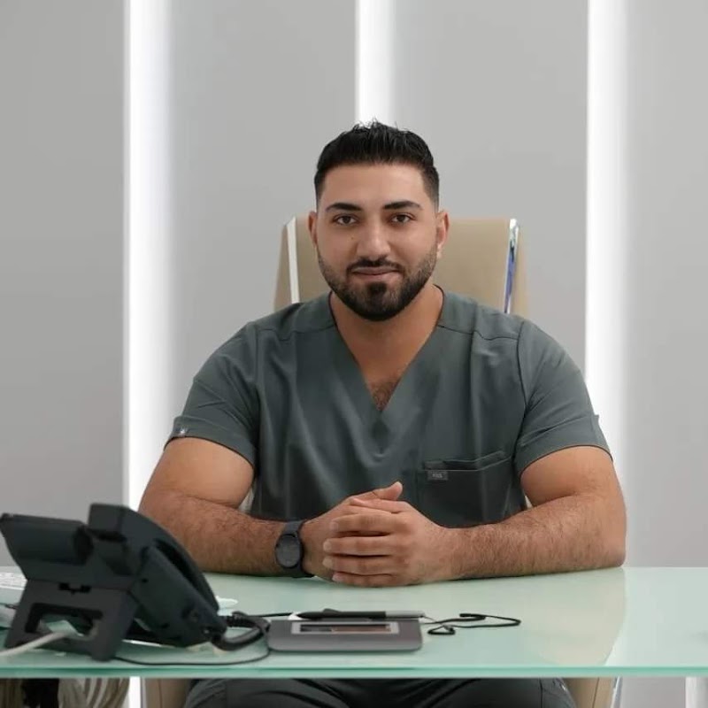 Dr. Mohamad Mustafa - Dentist - dental clinic in DIFC