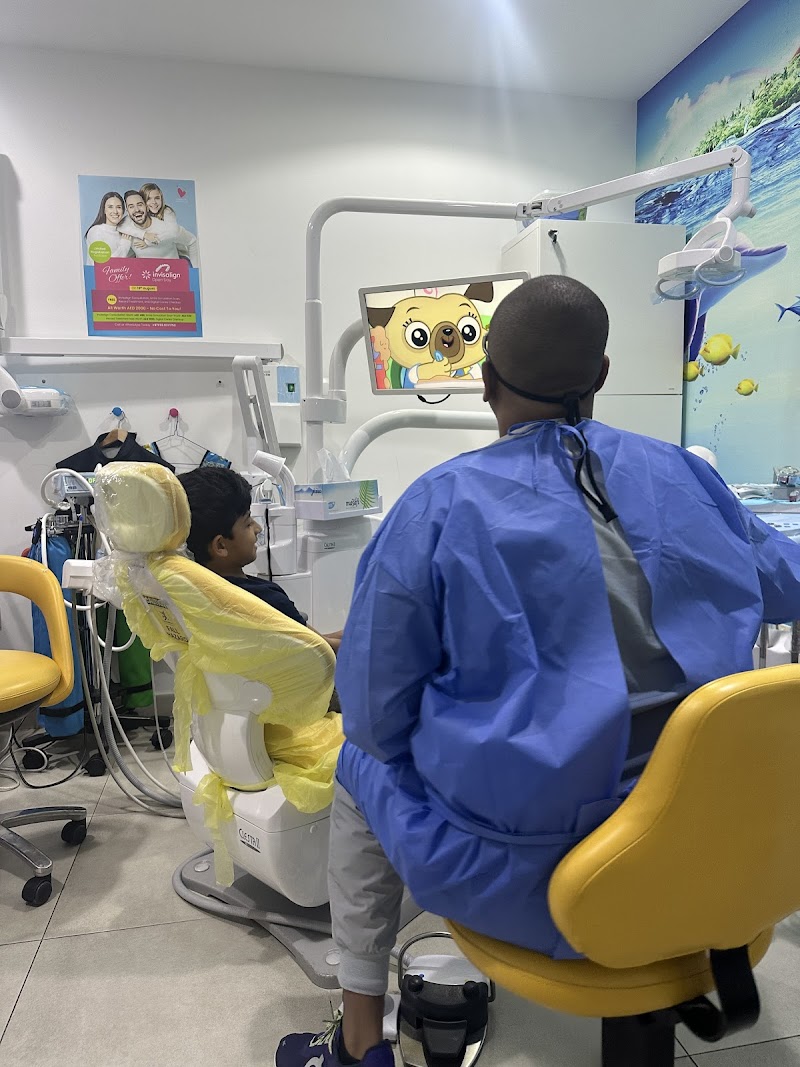 Dr Mustafa Abdalla - dental clinic in Dubai Healthcare City