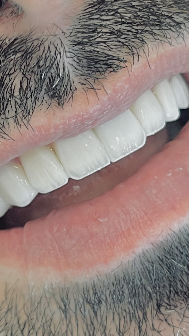 Smilecraft Clinic - dental clinic in Dubai Motor City