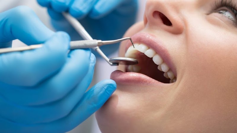 Teeth Cleaning, Teeth Filling, Extractions, TMJ Treatment Satwa Cosmocare - dental clinic in Al Hudaiba
