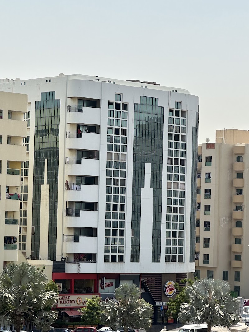 White Line Dental Clinic LLC - dental clinic in Deira