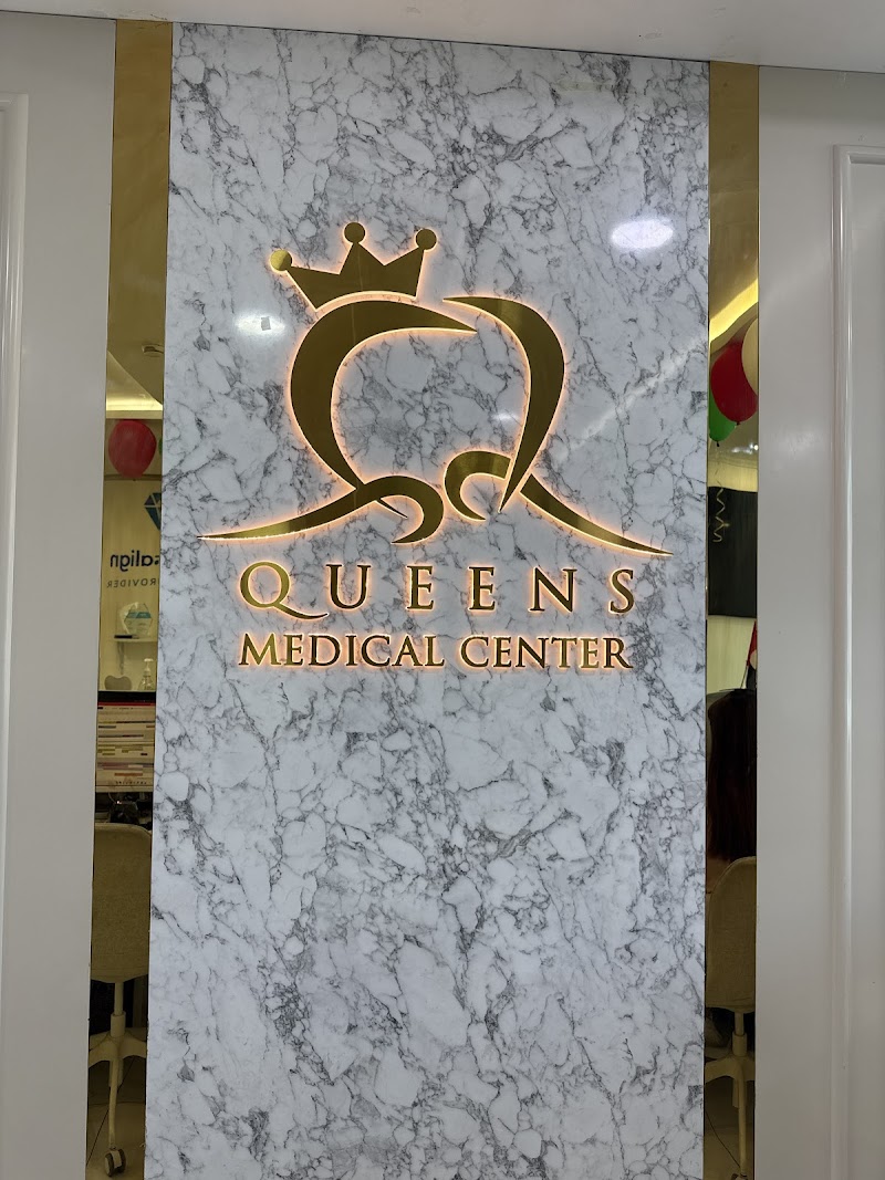 Queens Medical Center Al Satwa